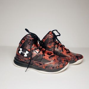 Red and Black Kids Shoes Under Armour Size 3Y High Top Sneakers